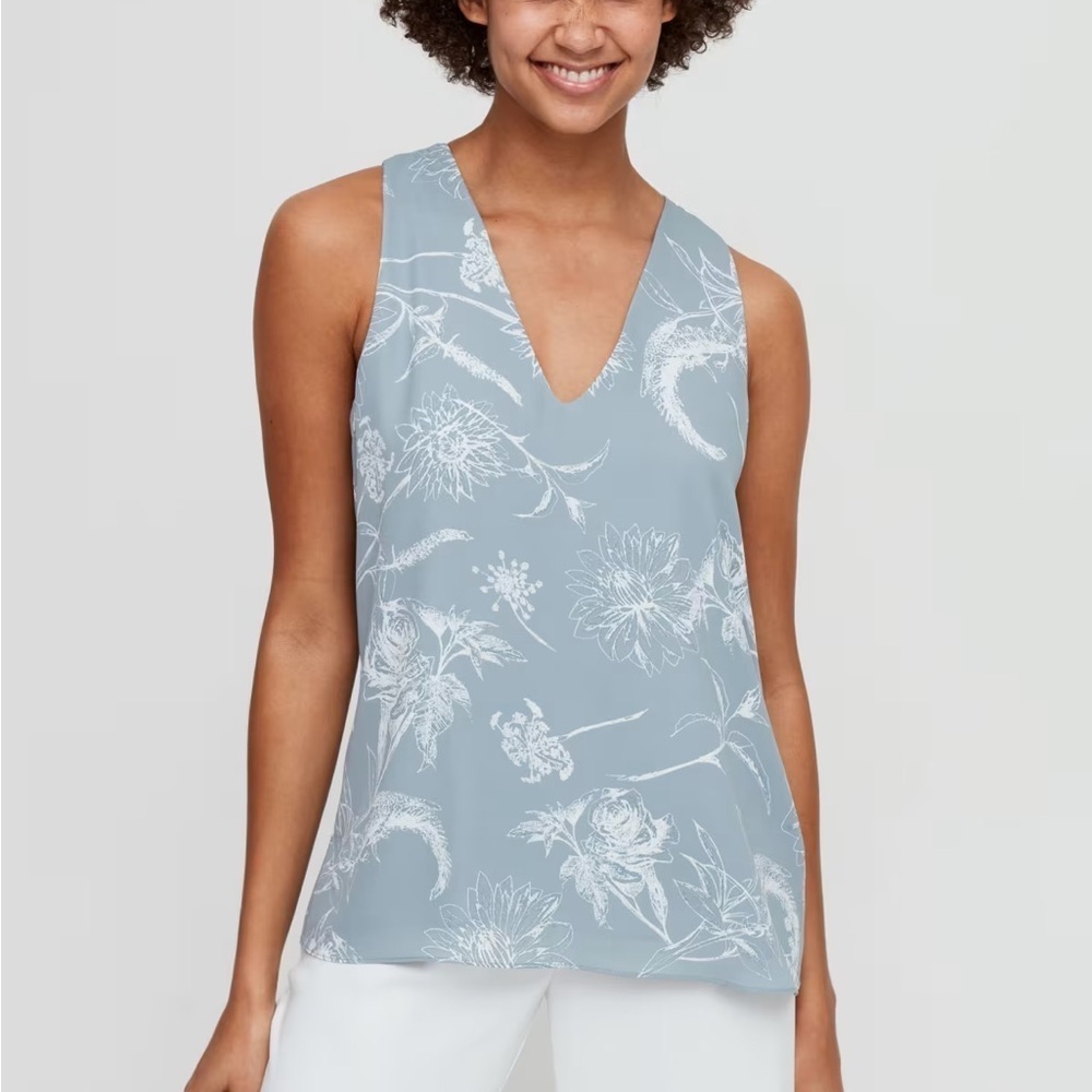 Aritzia BABATON Maddox Floral Print Satin Open Back Slit Blouse Top, Size XXS